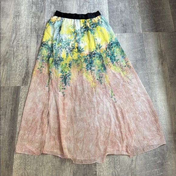bebe Dresses & Skirts - BEBE Floral Gradient Maxi Skirt